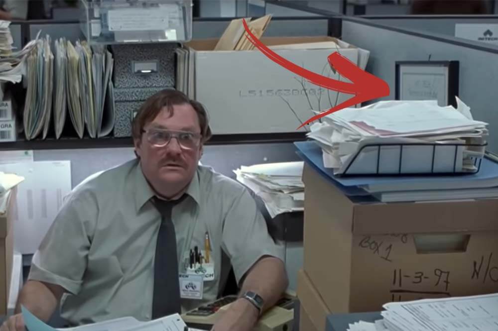 diploma on wall as prop for office space movie 1999